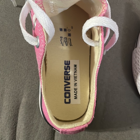 Girls size 11 worn once - Picture 2 of 6